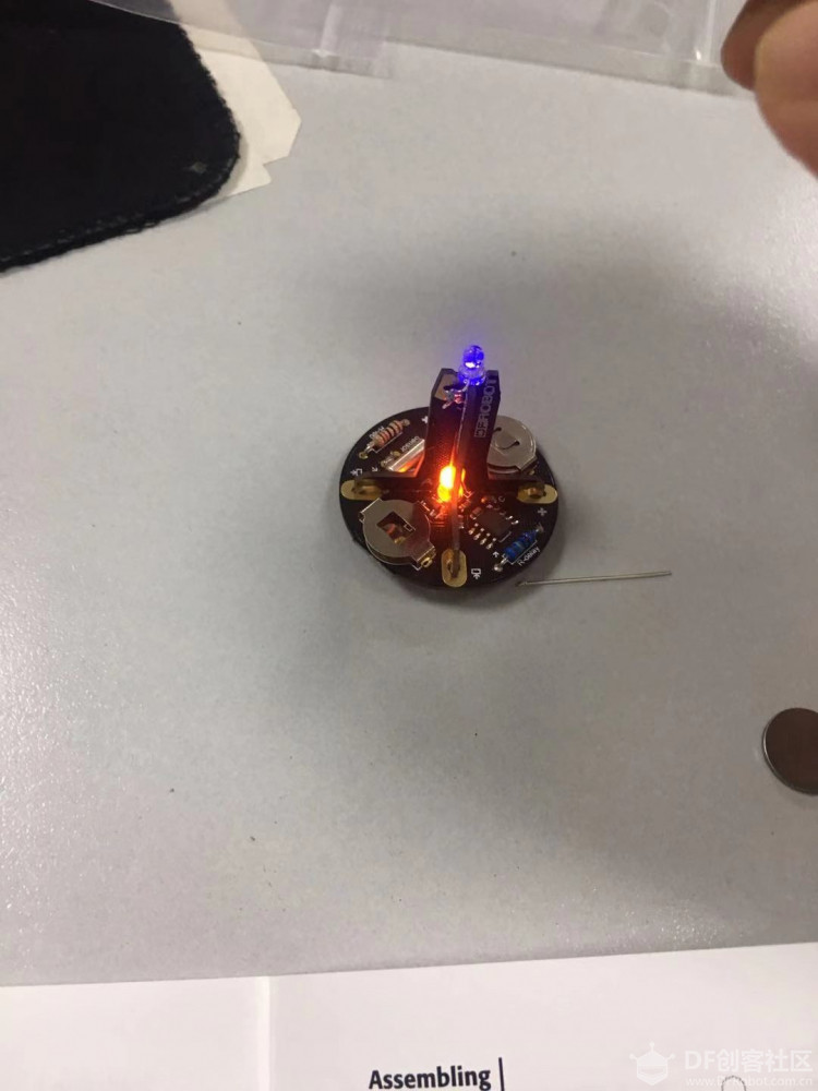 儿童科学实验 · 发光毽子制作教程_image_12.webp