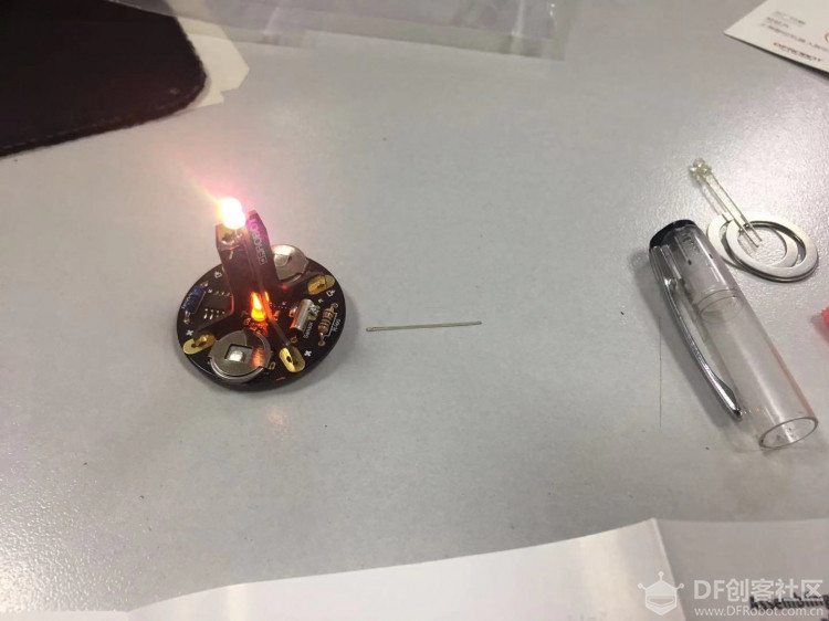 儿童科学实验 · 发光毽子制作教程_image_9.webp